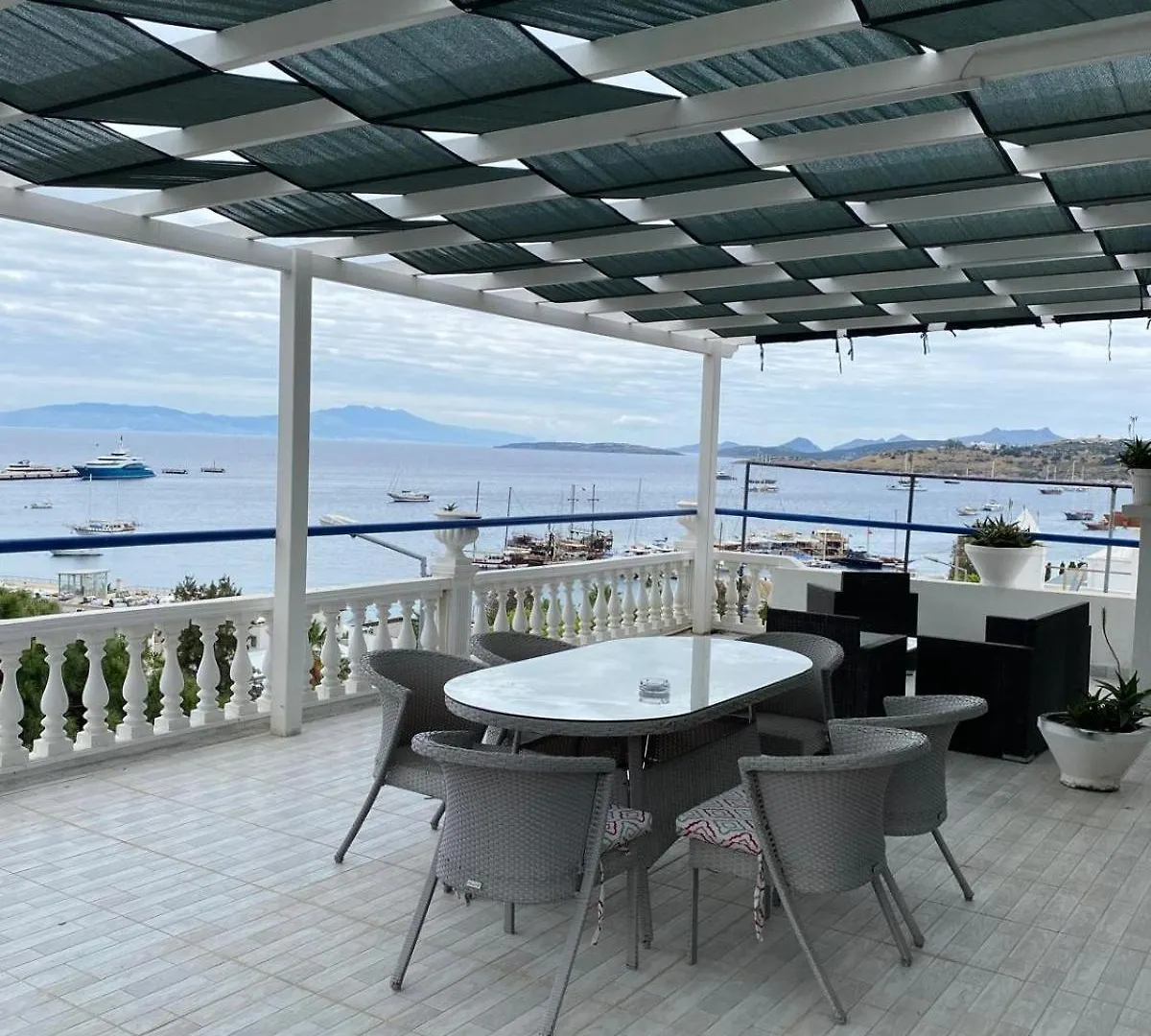 Izan Villa Bakis Apartments Bodrum